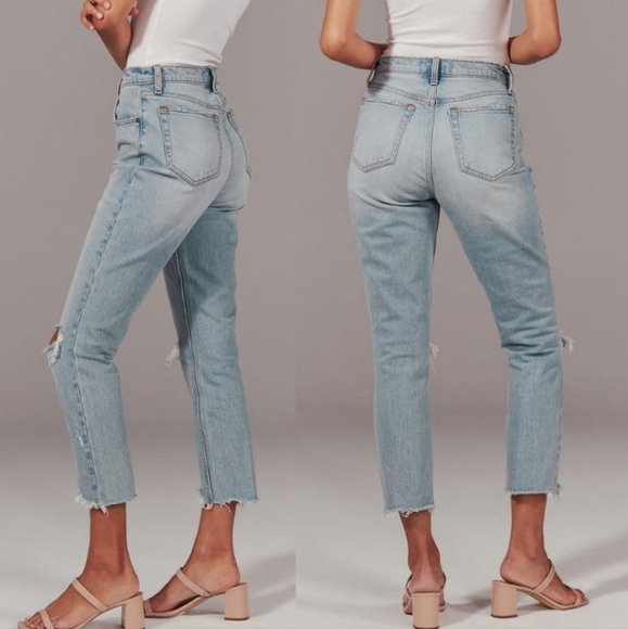 Abercrombie and Fitch High-rise Deconstructed Mom Jeans Light Wash Size 30 R - Picture 2 of 11